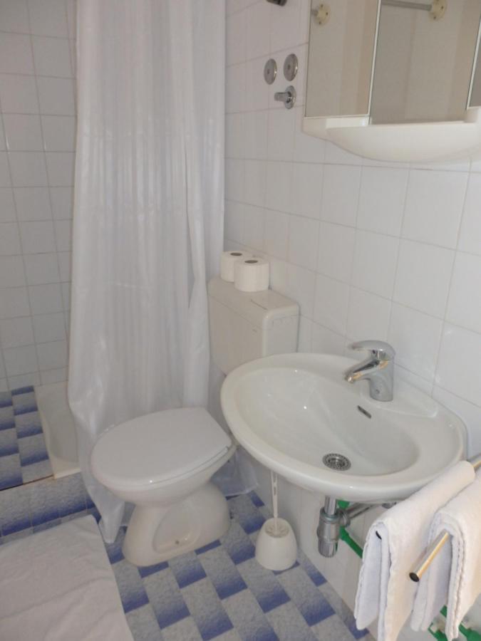 Apartmani Stipan Brela Exteriör bild